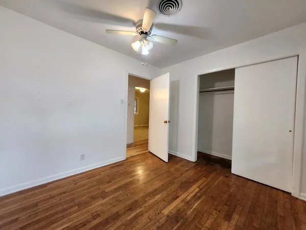 $1,750 | 913 Prescott Street, Kerrville, TX 78028