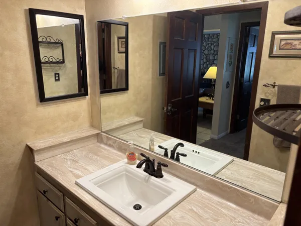 $495,000 | 2 Arrowhead Drive, Unit 71, Mammoth Lakes, CA 93546