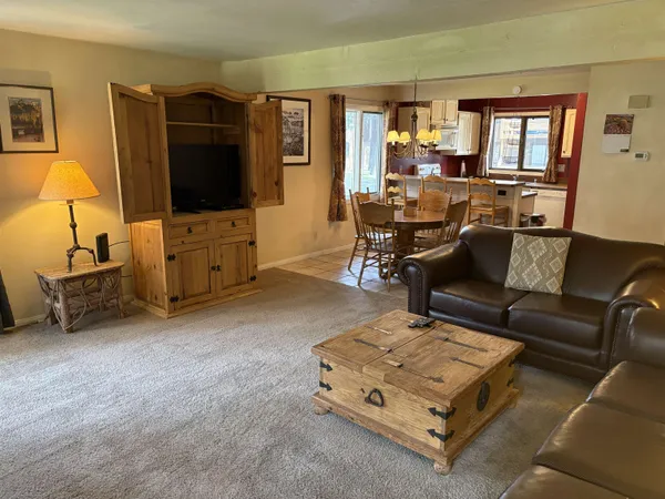 $495,000 | 2 Arrowhead Drive, Unit 71, Mammoth Lakes, CA 93546