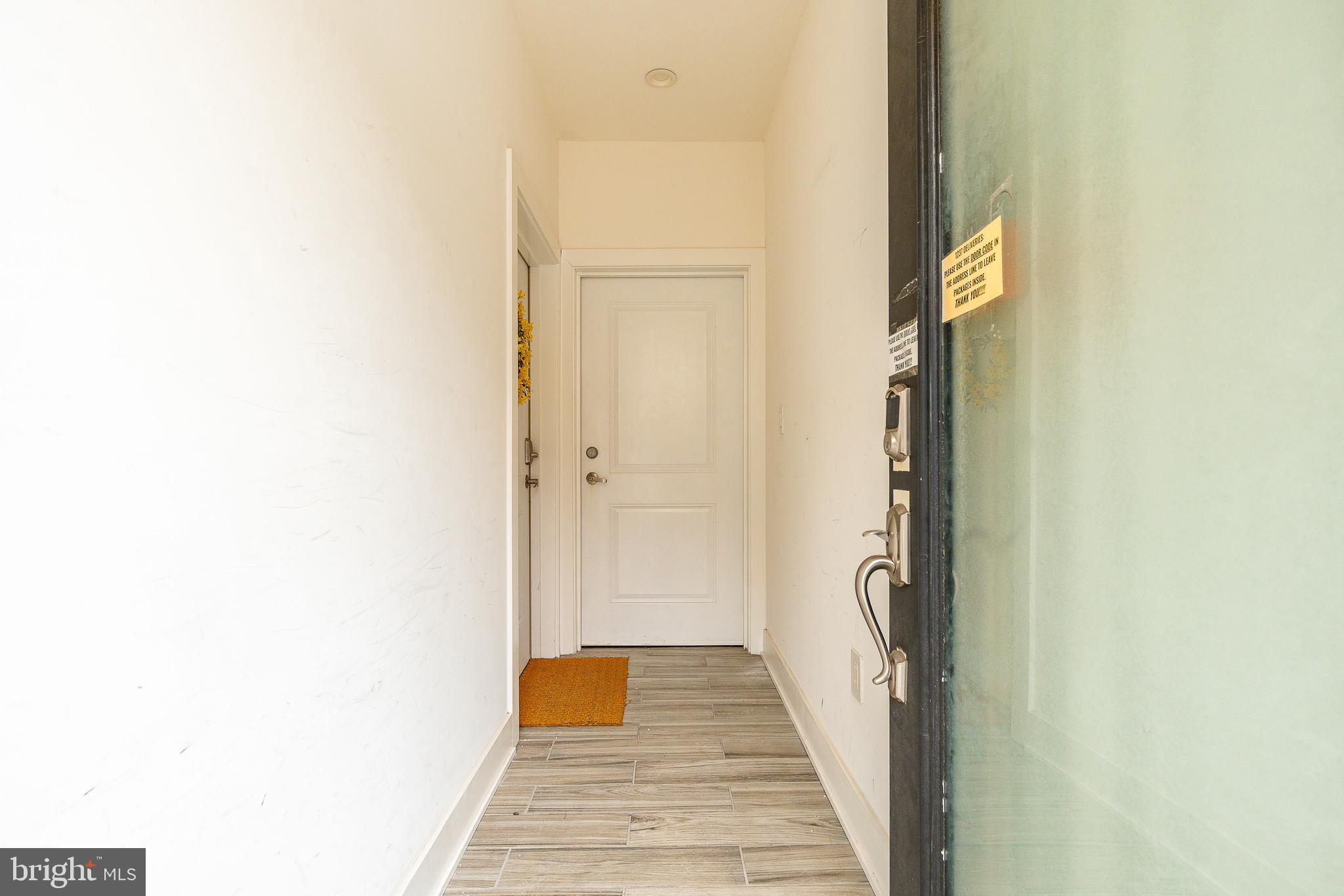 1237 North 5th Street, Unit 2 Philadelphia, PA 19122 - Photo 7 of 39 Secure entry way