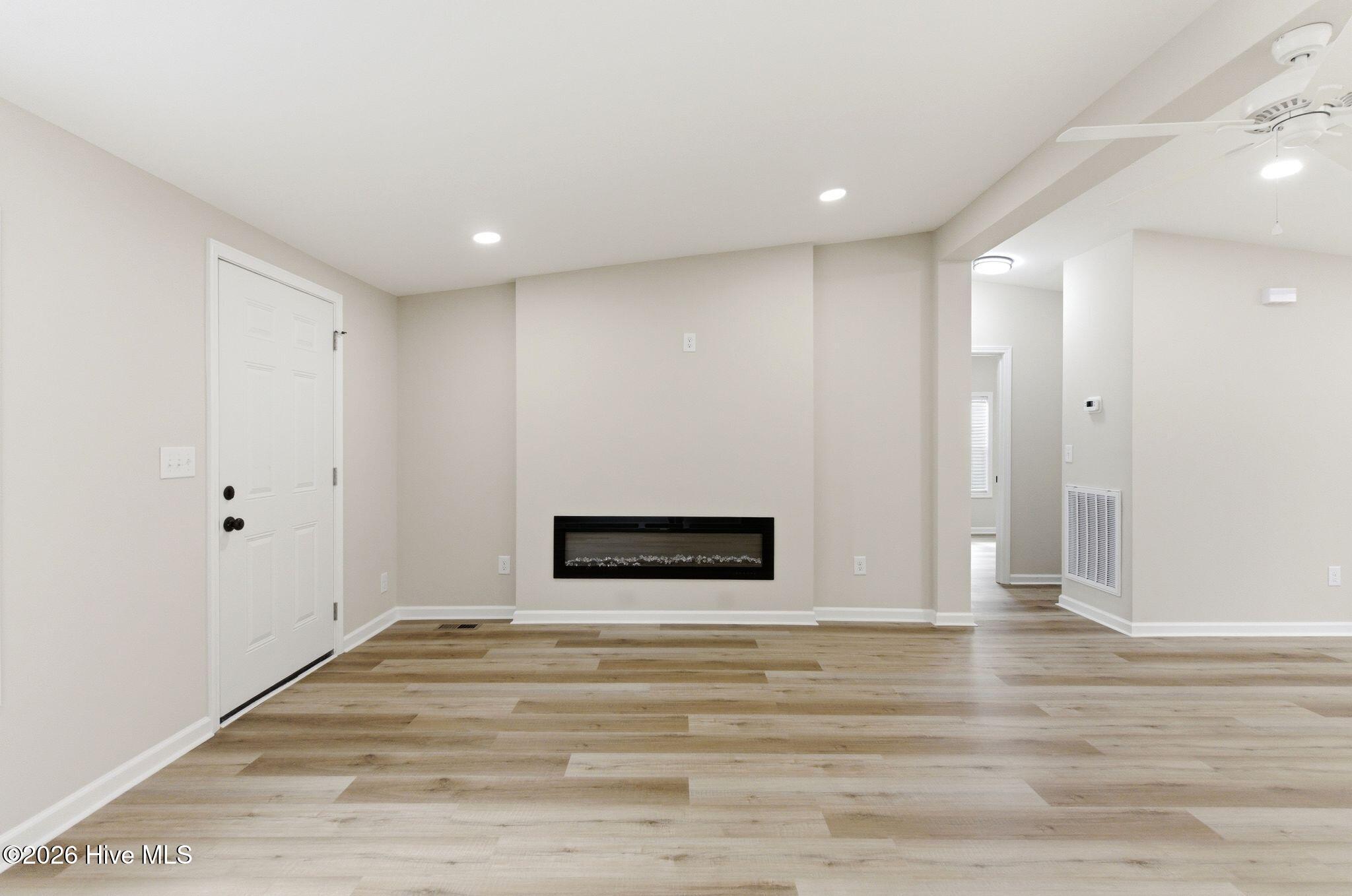 5565 Hugo Church Road Hookerton, NC 28538 - Photo 6 of 40 6_5565_Hugo_Church_Road_005