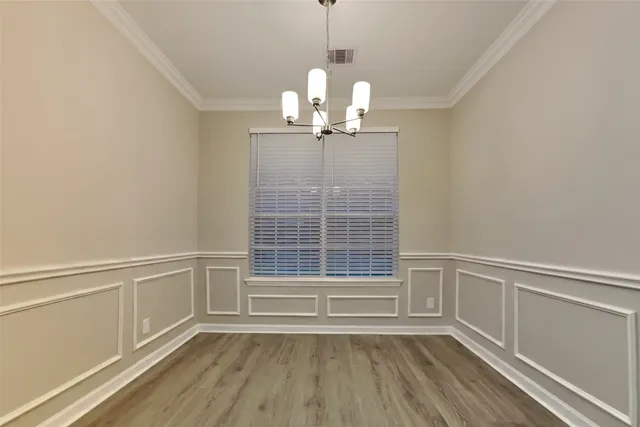 $2,500 | 5202 Heathervale Court, Kingwood, TX 77345