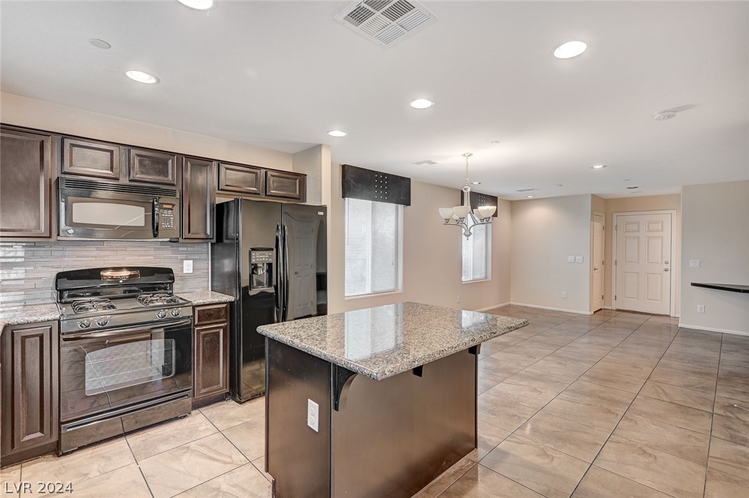 112 Uplander Steep Lane Henderson, NV 89015 - Photo 17 of 58