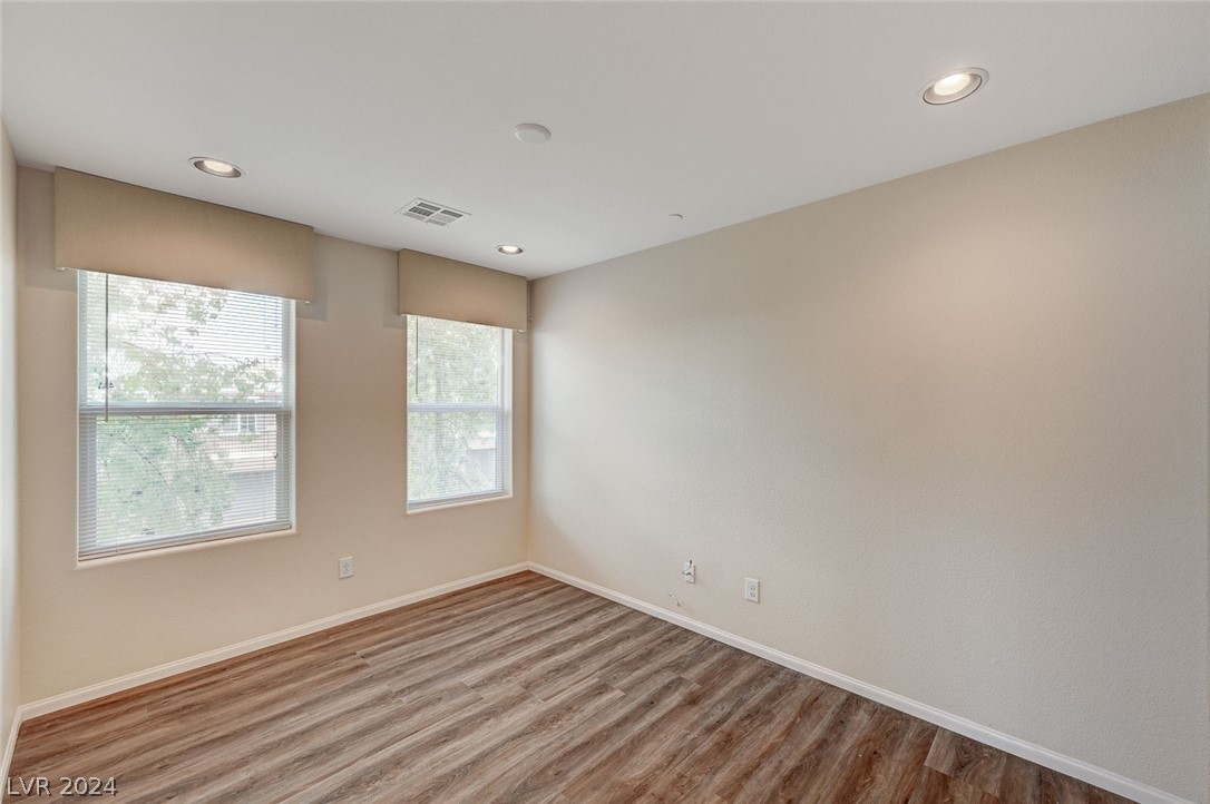 112 Uplander Steep Lane Henderson, NV 89015 - Photo 24 of 58