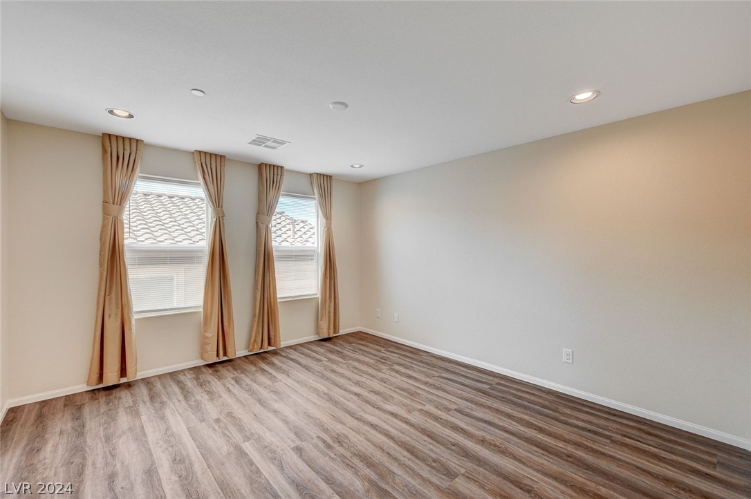 112 Uplander Steep Lane Henderson, NV 89015 - Photo 27 of 58