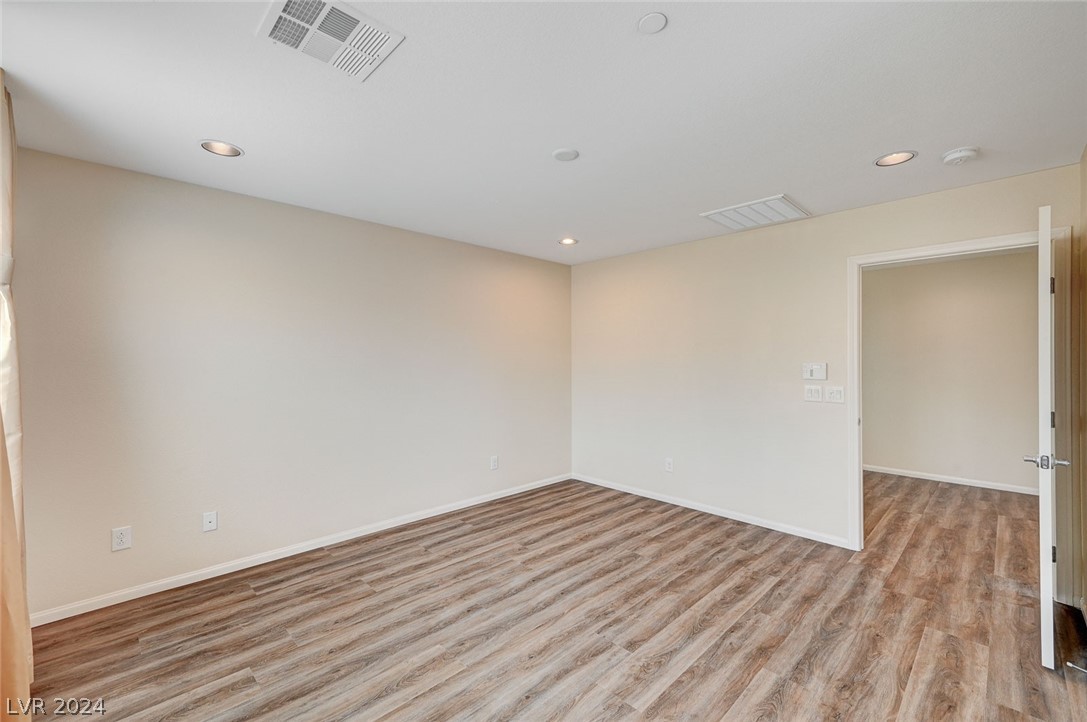 112 Uplander Steep Lane Henderson, NV 89015 - Photo 30 of 58