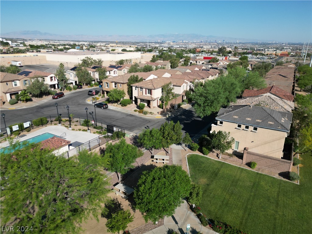 112 Uplander Steep Lane Henderson, NV 89015 - Photo 55 of 58