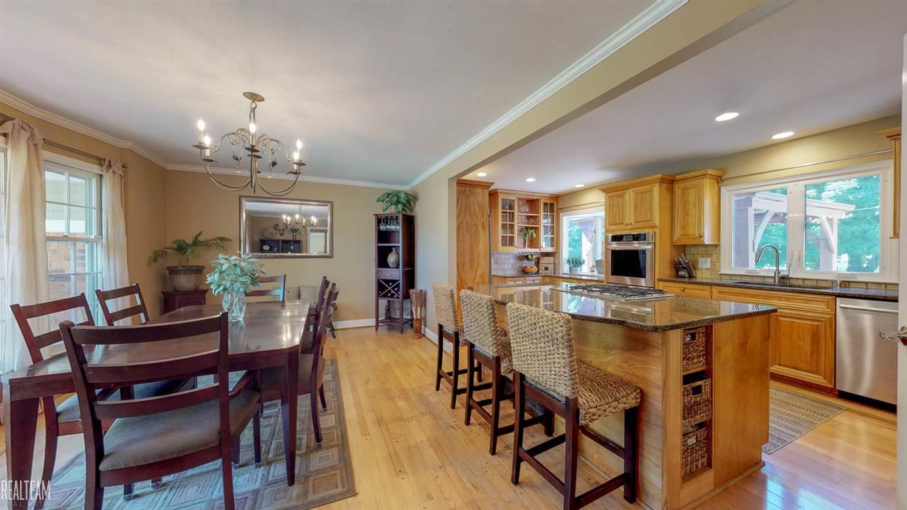 6138 Deguise Court Rochester Hills, MI 48306 - Photo 14 of 35