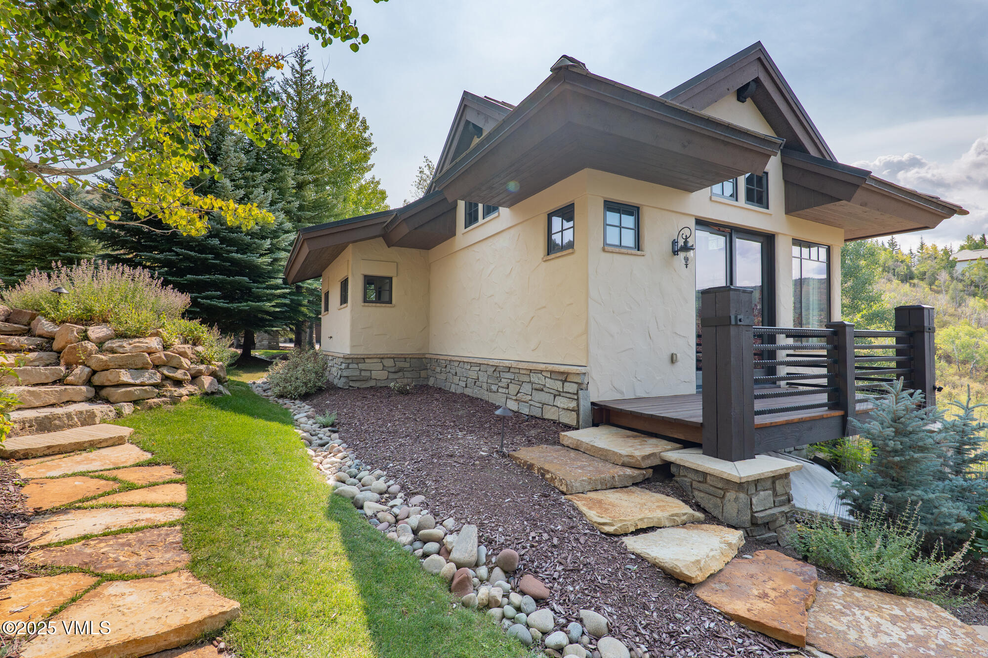 135 Andorra Road Edwards, CO 81632 - Photo 19 of 82 a front view of house with a yard