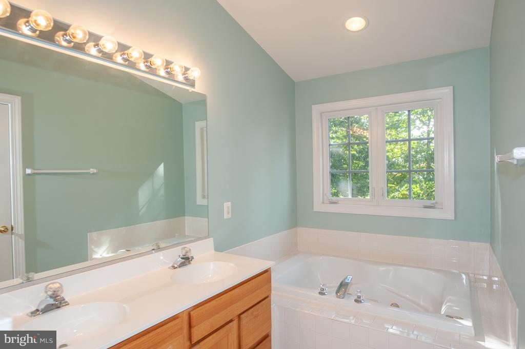 6677 Debra Lu Way Springfield, VA 22150 - Photo 15 of 29 Master Bath