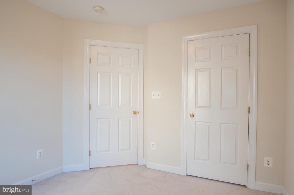 6677 Debra Lu Way Springfield, VA 22150 - Photo 21 of 29 Third Bedroom