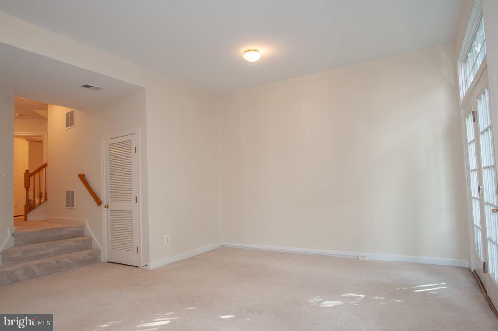6677 Debra Lu Way Springfield, VA 22150 - Photo 26 of 29 Rec Room