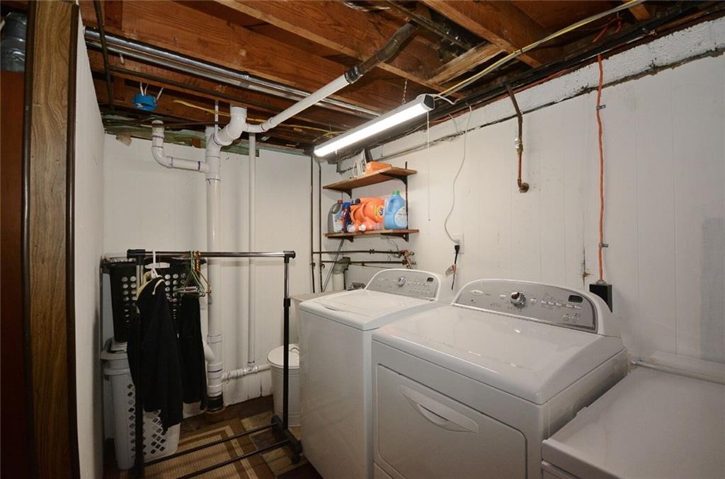 1004 Hastie Road Pittsburgh, PA 15234 - Photo 21 of 25 Gallery Image 21