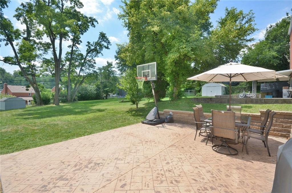 1004 Hastie Road Pittsburgh, PA 15234 - Photo 22 of 25 Large stamped concrete patio