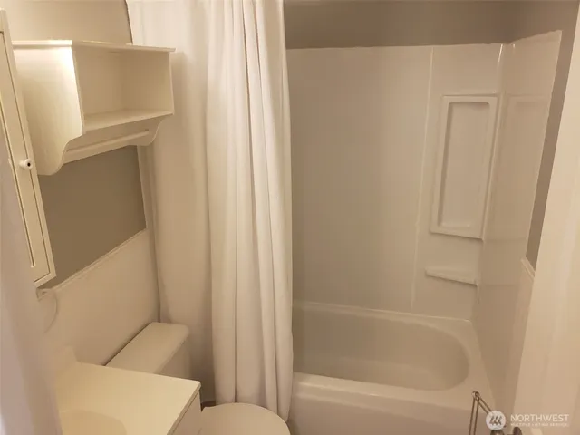 $335,000 | 24018 26th Place South, Unit C102, Des Moines, WA 98198