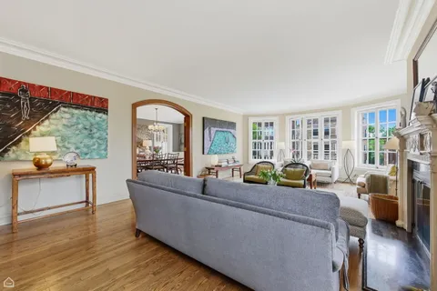 $495,000 | 2060 West Farwell Avenue, Unit 2, Chicago, IL 60645
