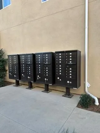 $3,075 | 9423 Sepulveda Boulevard, Unit 5, North Hills, CA 91343