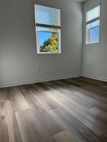 $3,075 | 9423 Sepulveda Boulevard, Unit 5, North Hills, CA 91343