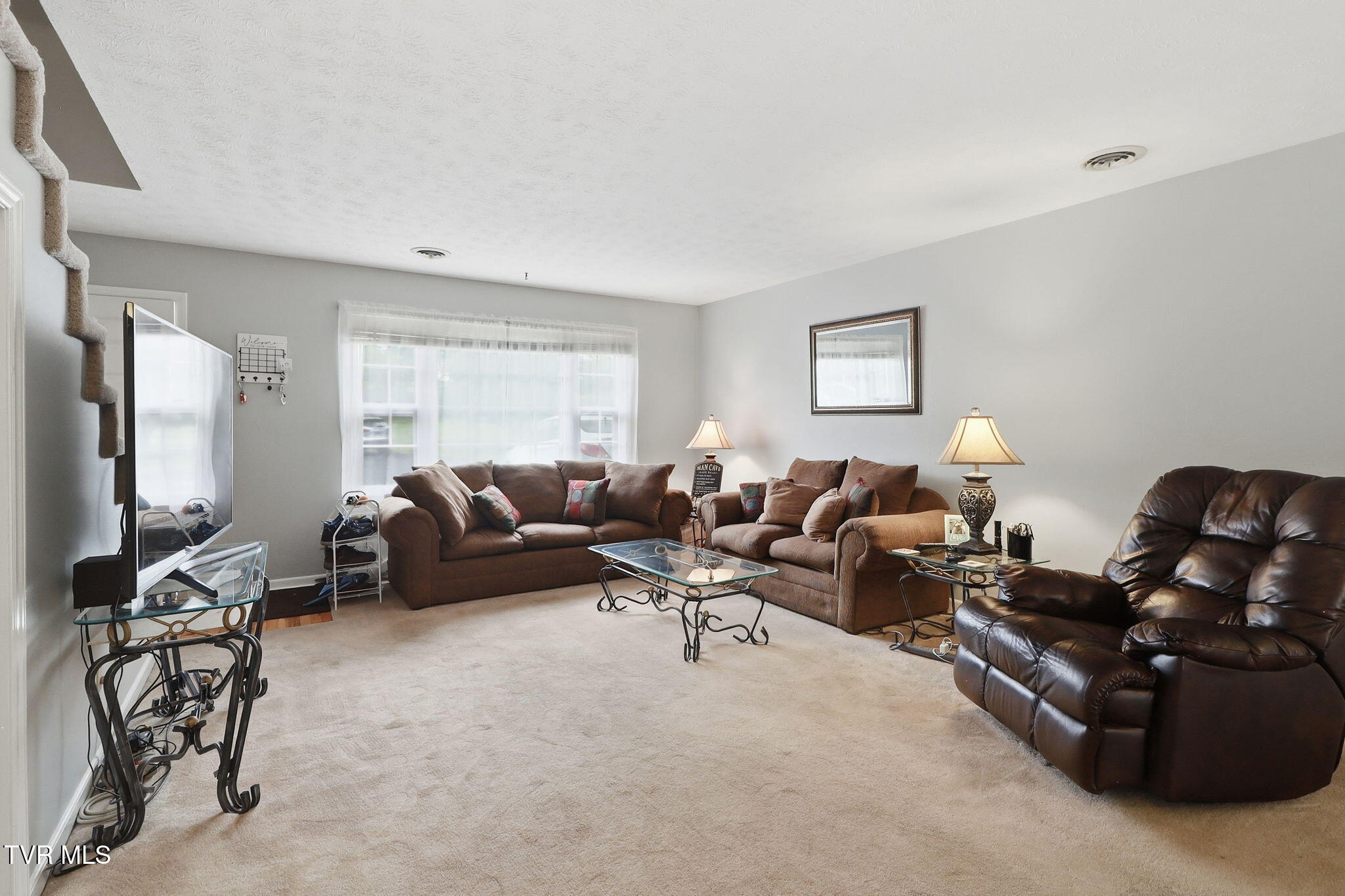 3539 Netherland Inn Road, Unit 9 Kingsport, TN 37660 - Photo 4 of 20 4-web-or-mls-DZ3A5006