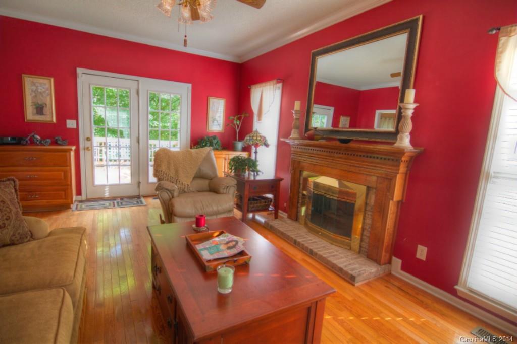 10702 Ridge Acres Road Charlotte, NC 28214 - Photo 14 of 24 Gallery Image 14