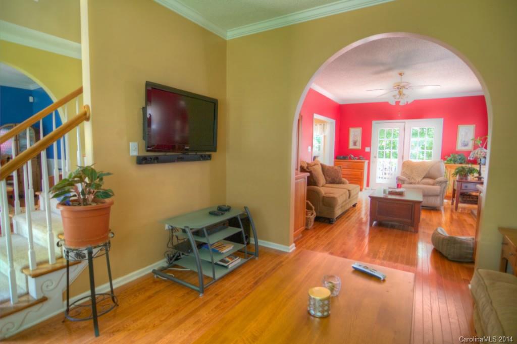 10702 Ridge Acres Road Charlotte, NC 28214 - Photo 17 of 24 Gallery Image 17