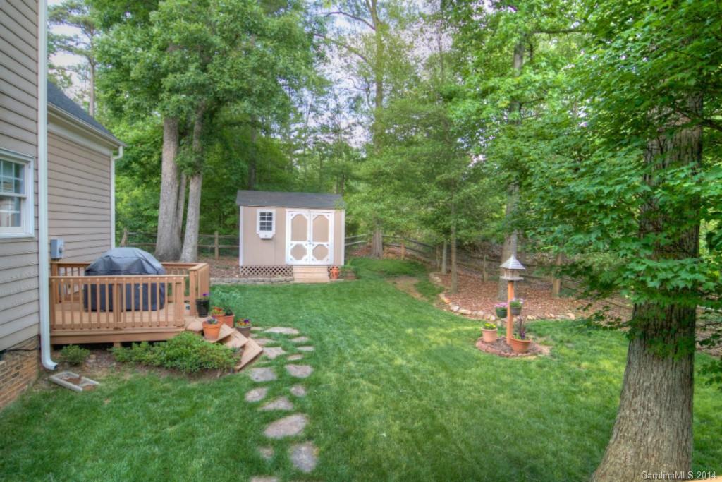 10702 Ridge Acres Road Charlotte, NC 28214 - Photo 4 of 24 Gallery Image 4