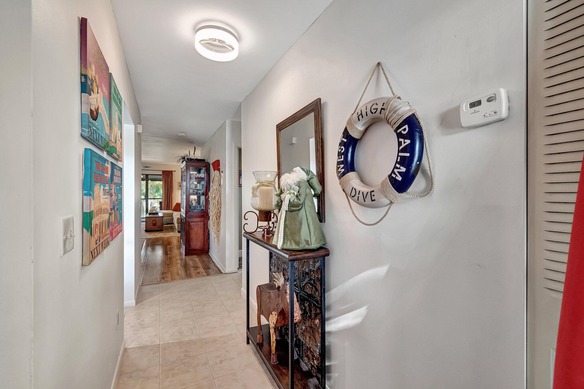 21856 Arriba Real, Unit 5F Boca Raton, FL 33433 - Photo 4 of 61 ENTRYWAY