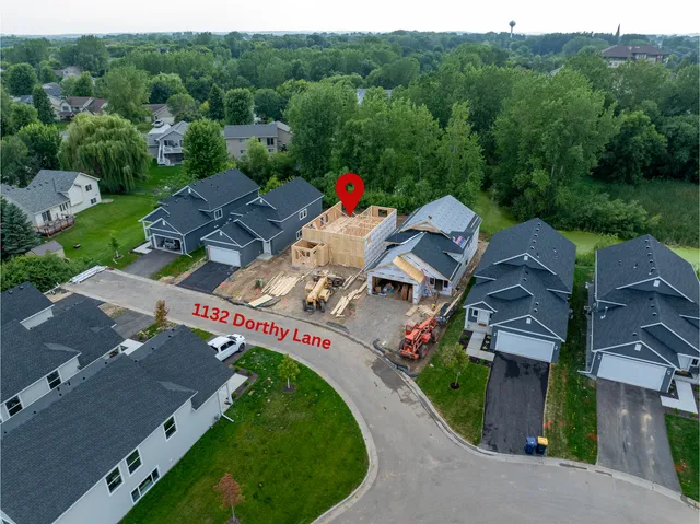 $424,900 | 1132 Dorothy Lane, Elko New Market, MN 55054