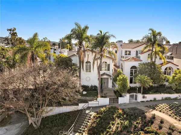 $12,500 | 322 Jasmine Avenue, Corona del Mar, CA 92625