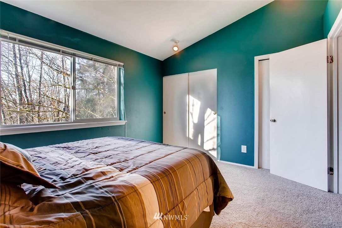833 Southwest Sunset Boulevard, Unit K53 Renton, WA 98057 - Photo 14 of 18