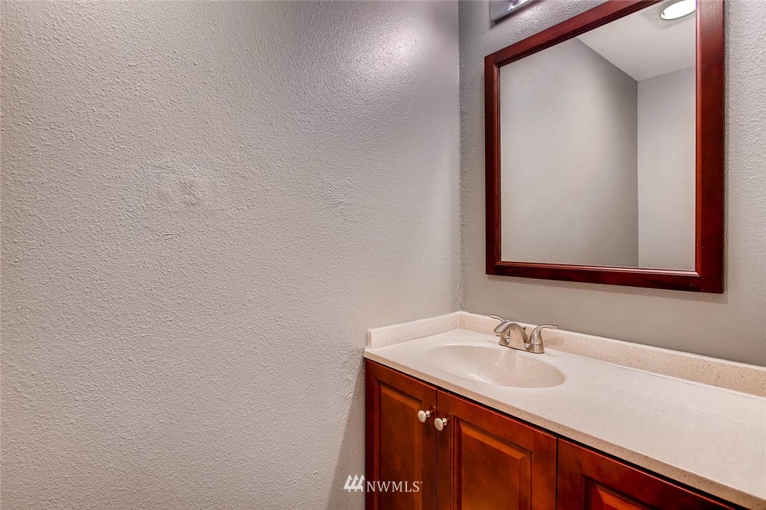 833 Southwest Sunset Boulevard, Unit K53 Renton, WA 98057 - Photo 8 of 18
