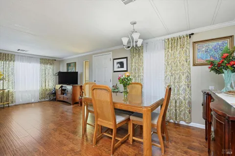 $193,900 | 34 Magnolia Drive, Calistoga, CA 94515