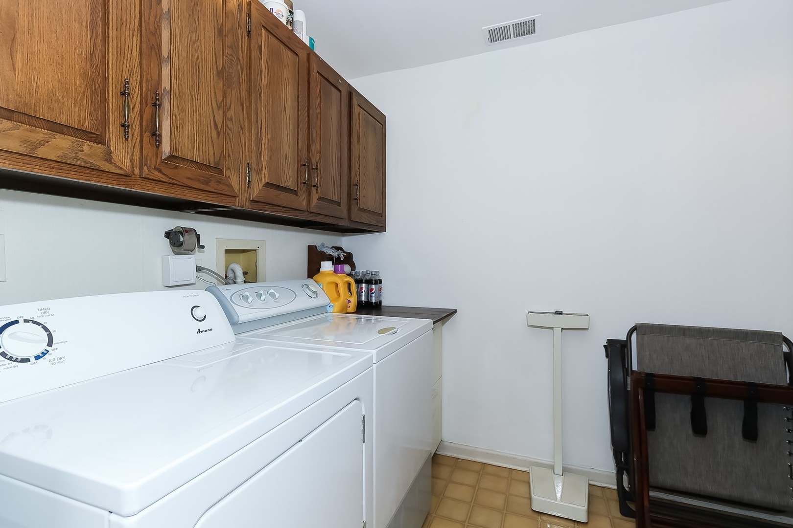 1175 Lake Cook Road, Unit 409 Northbrook, IL 60062 - Photo 21 of 27 a utility room with dryer and washer
