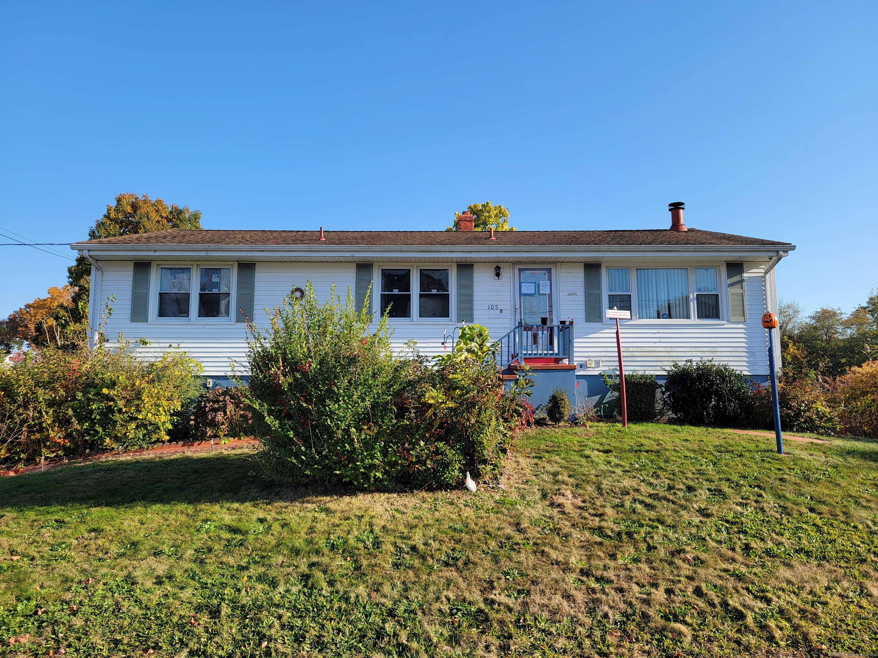 105 Meadow View Road New Haven, CT 06512 - Photo 1 of 1 Gallery Image 1
