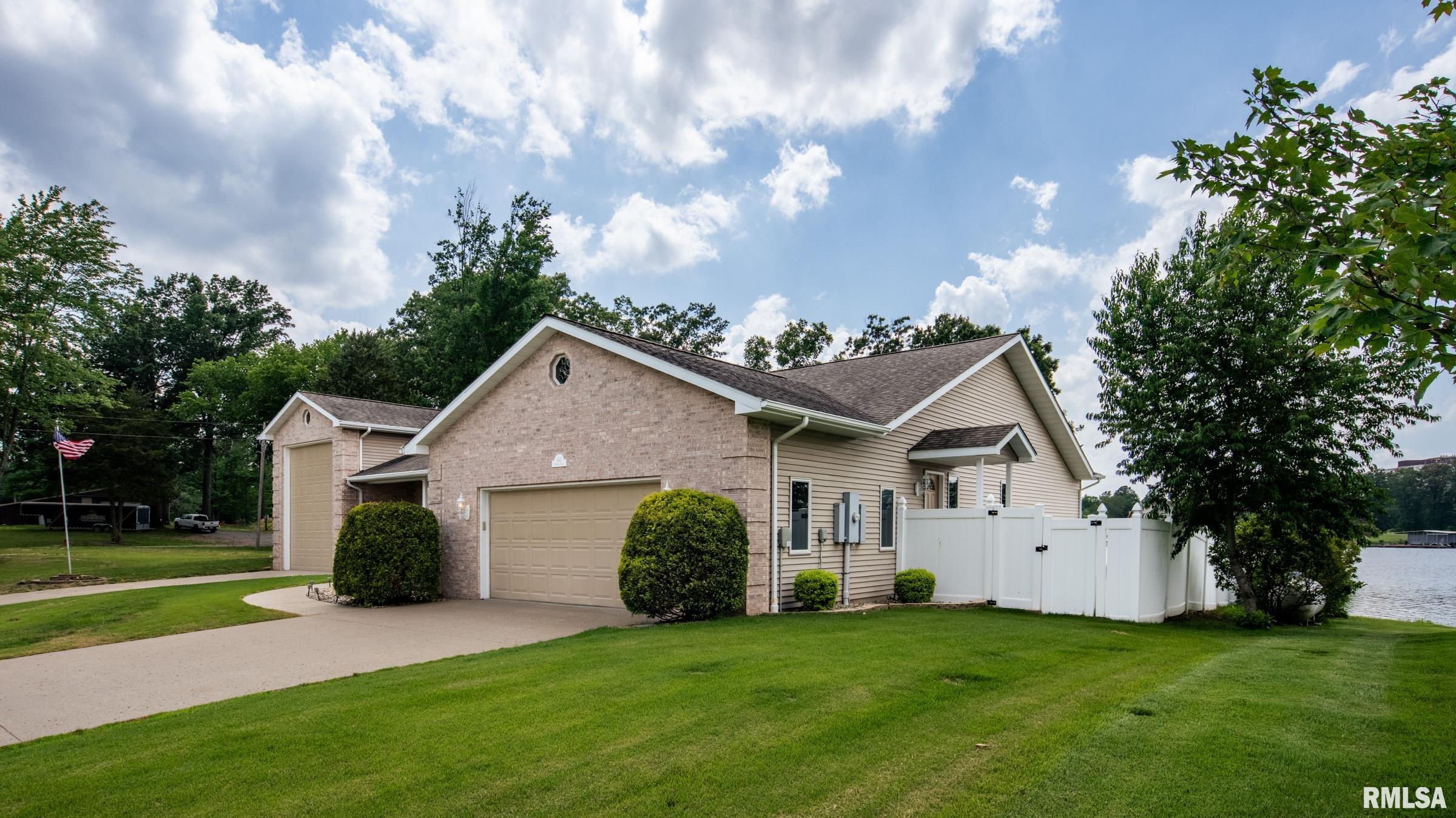 1535 Howard Road Marion, IL 62959 - Photo 34 of 44