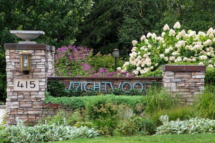 415 South Wells Street, Unit 804 Lake Geneva, WI 53147 - Photo 22 of 23 Entrance to Complex