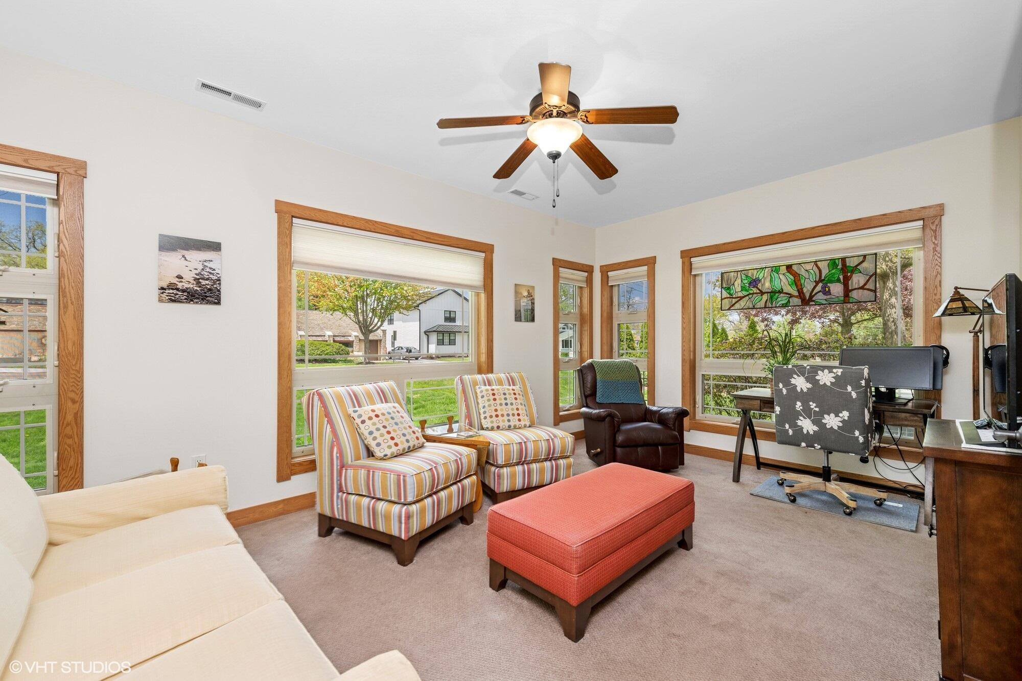 415 South Wells Street, Unit 804 Lake Geneva, WI 53147 - Photo 10 of 23 Sun Room