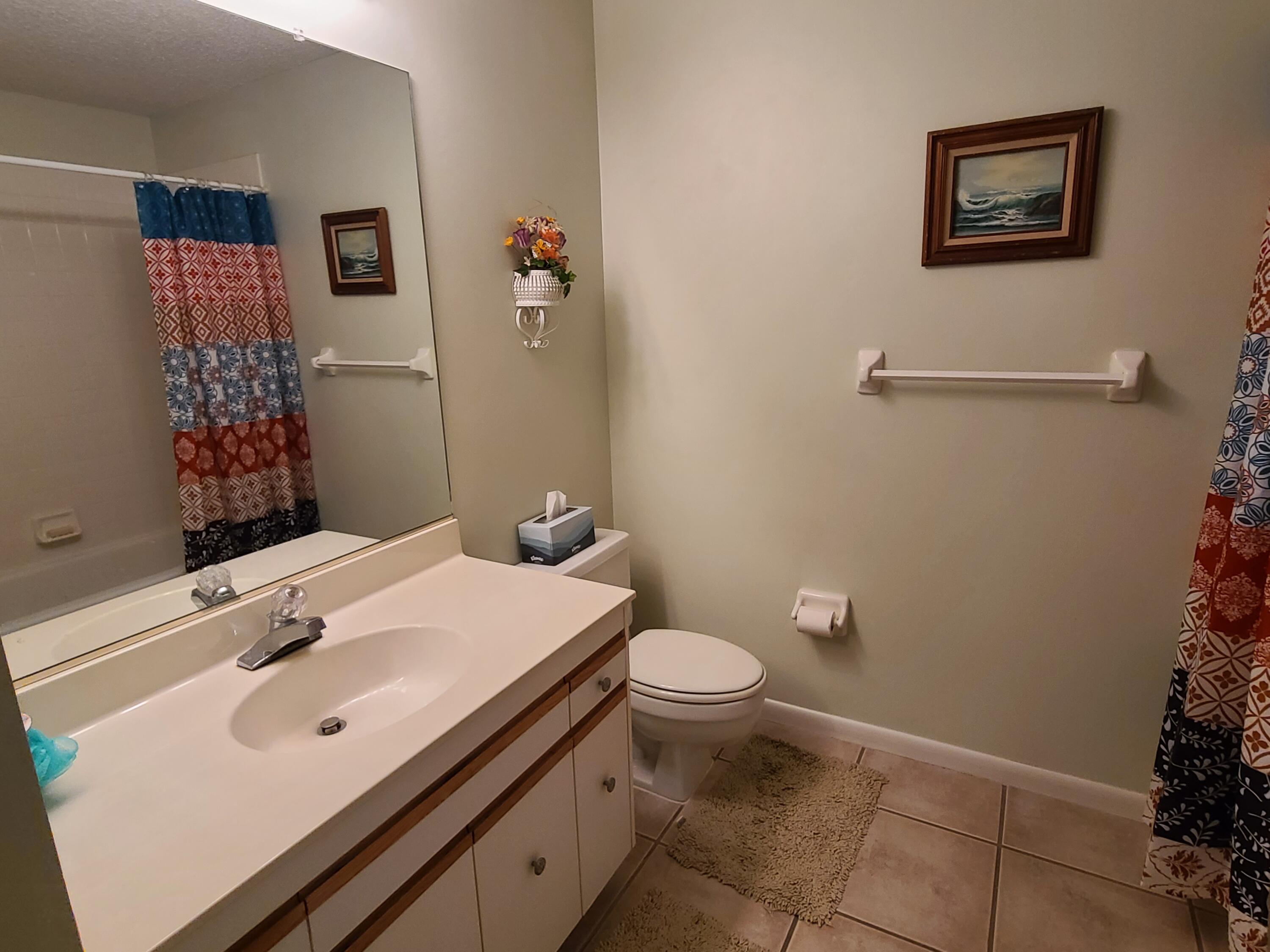 2090 Colonial Road, Unit 2 Fort Pierce, FL 34950 - Photo 17 of 25 20220723_141307