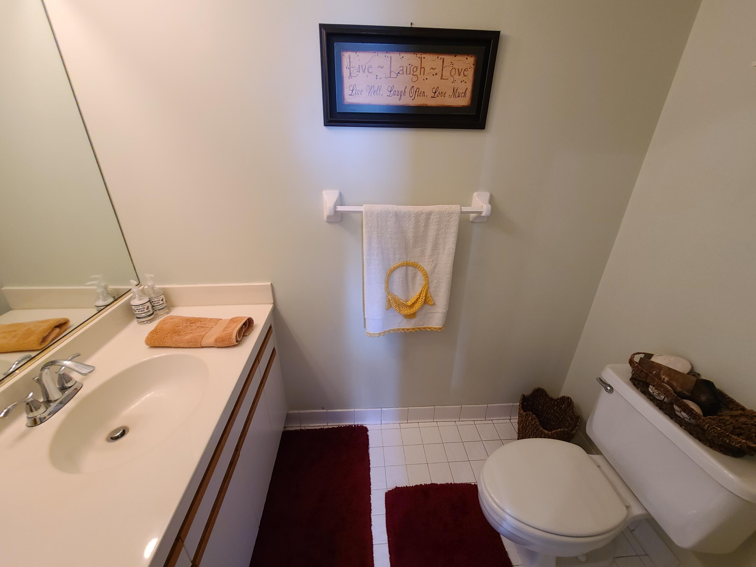 2090 Colonial Road, Unit 2 Fort Pierce, FL 34950 - Photo 6 of 25 20220723_142114