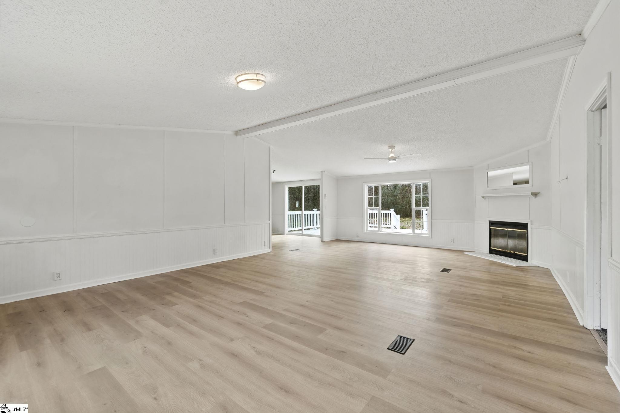 1639 Bonner Road Gaffney, SC 29341 - Photo 3 of 25