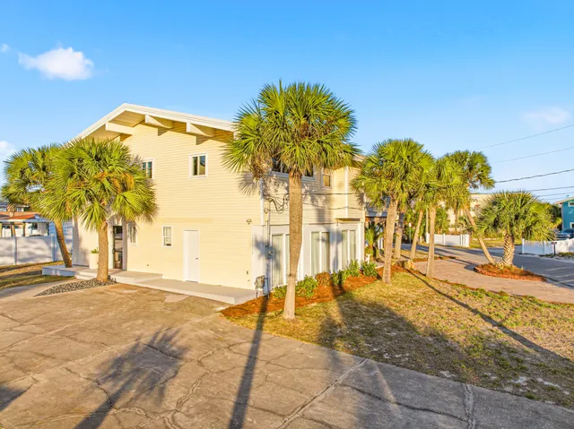 $997,000 | 417 Cobia Avenue, Fort Walton Beach, FL 32548