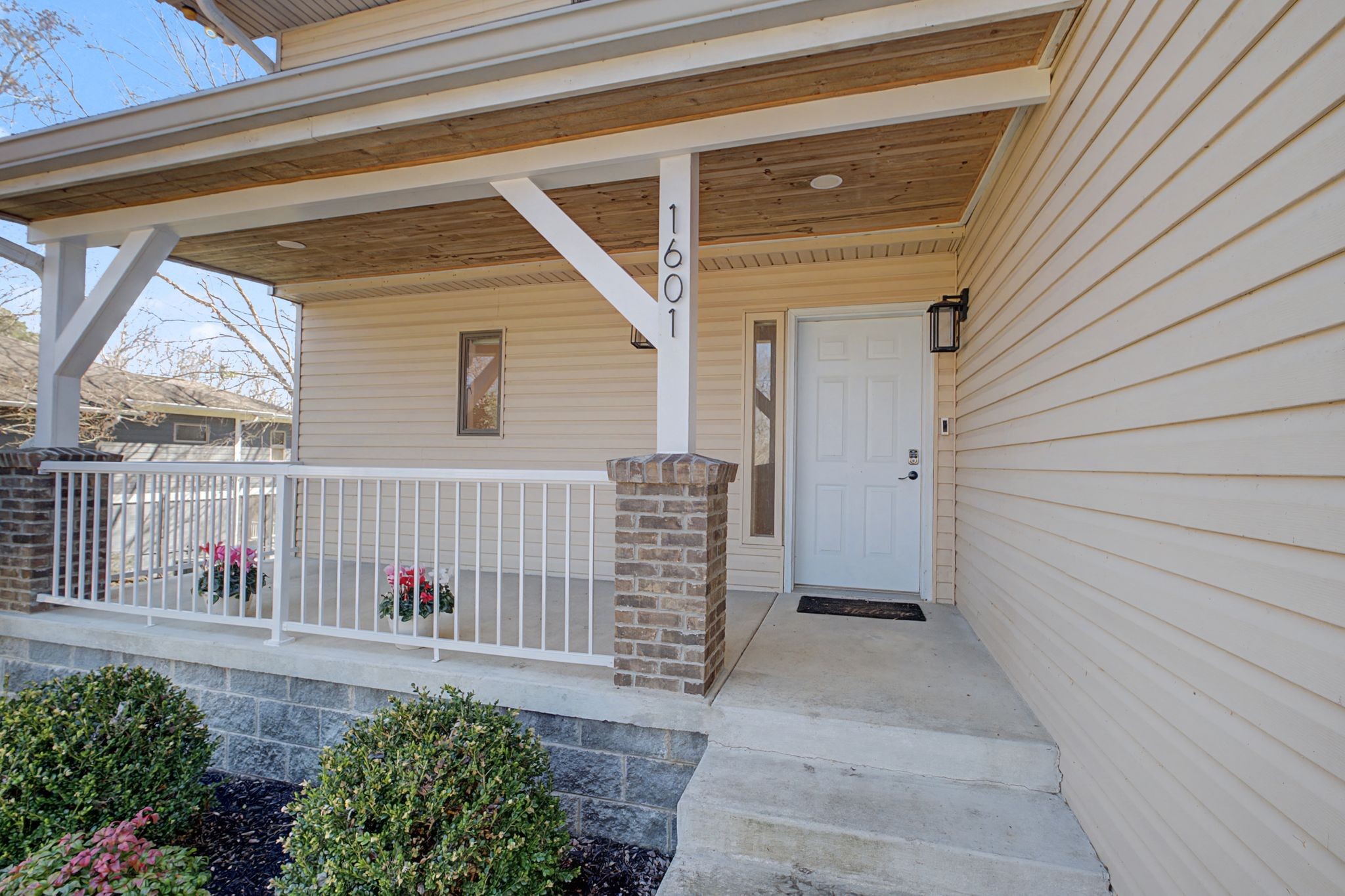 1601 Damron Road Estill Springs, TN 37330 - Photo 3 of 59