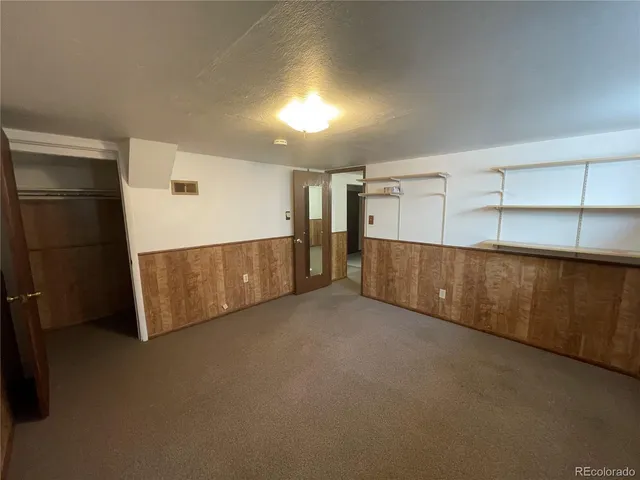 a view of utility room