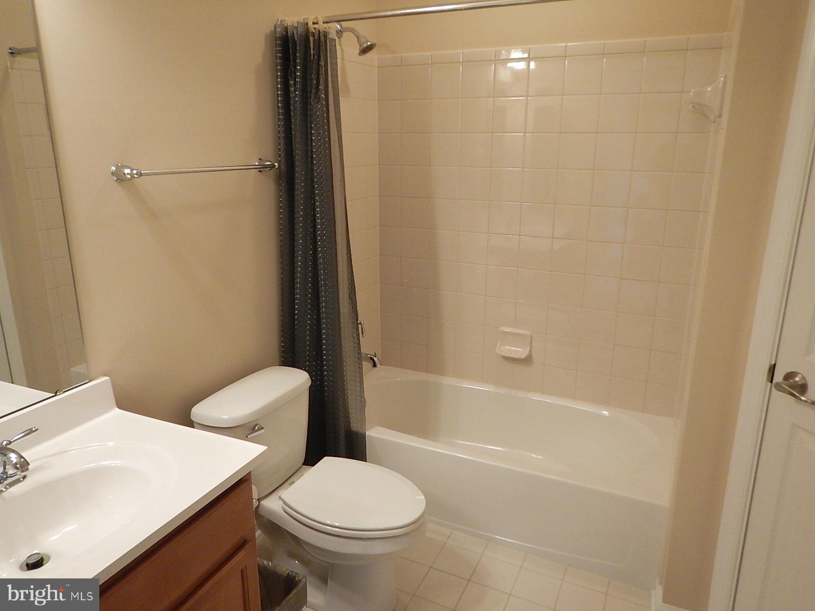 633 Wallingford Road, Unit 201 Bel Air, MD 21014 - Photo 23 of 38 Full bath off Bedroom #2