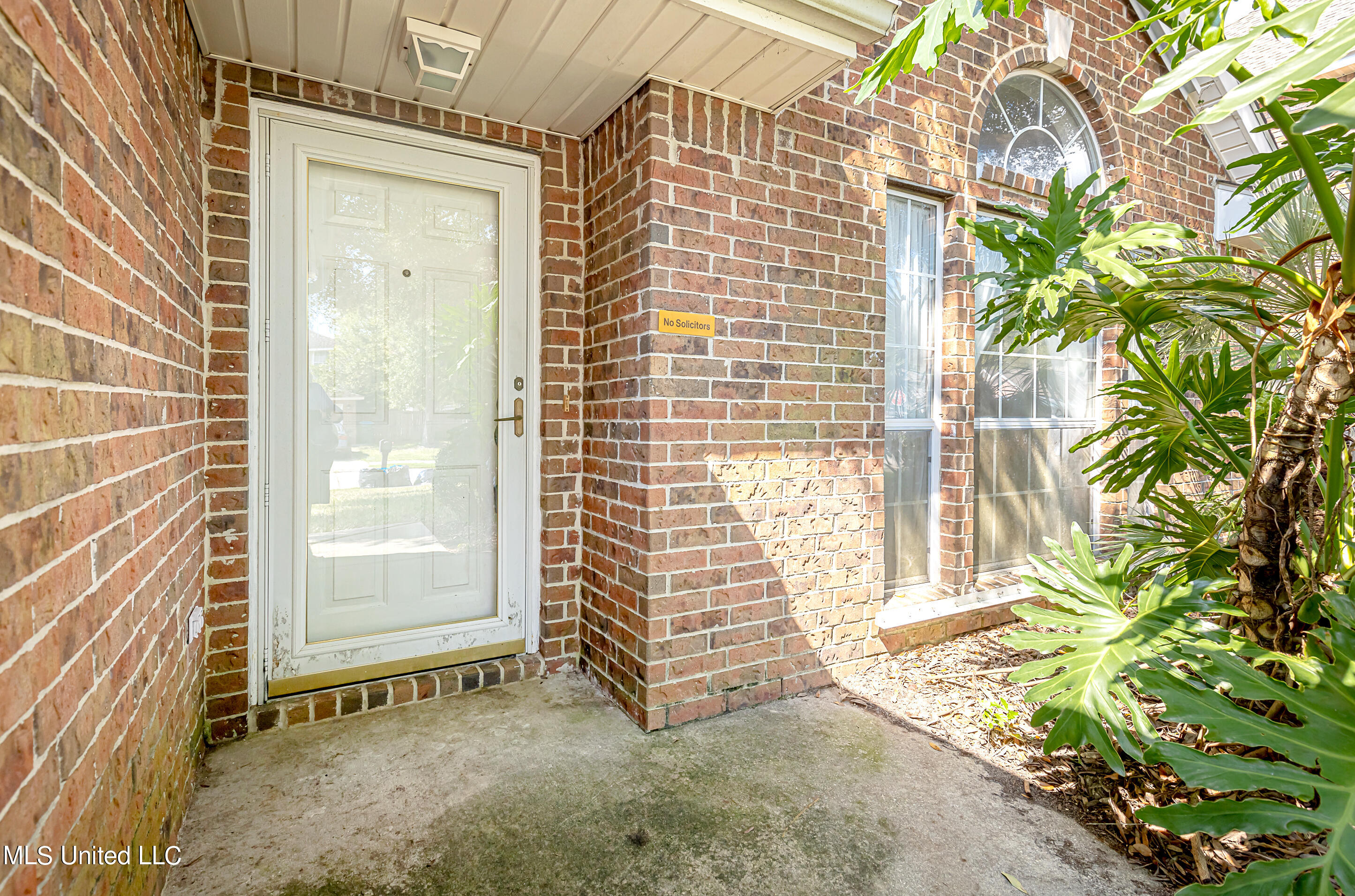 3621 Reeves Lane Ocean Springs, MS 39564 - Photo 6 of 51 IMG_2789