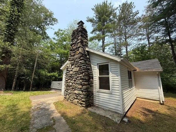 $369,999 | 6308 Deer Drive South, East Stroudsburg, PA 18302