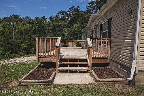 124 Millers Ridge Lebanon Junction, KY 40150 - Photo 3 of 43 7G9A3650