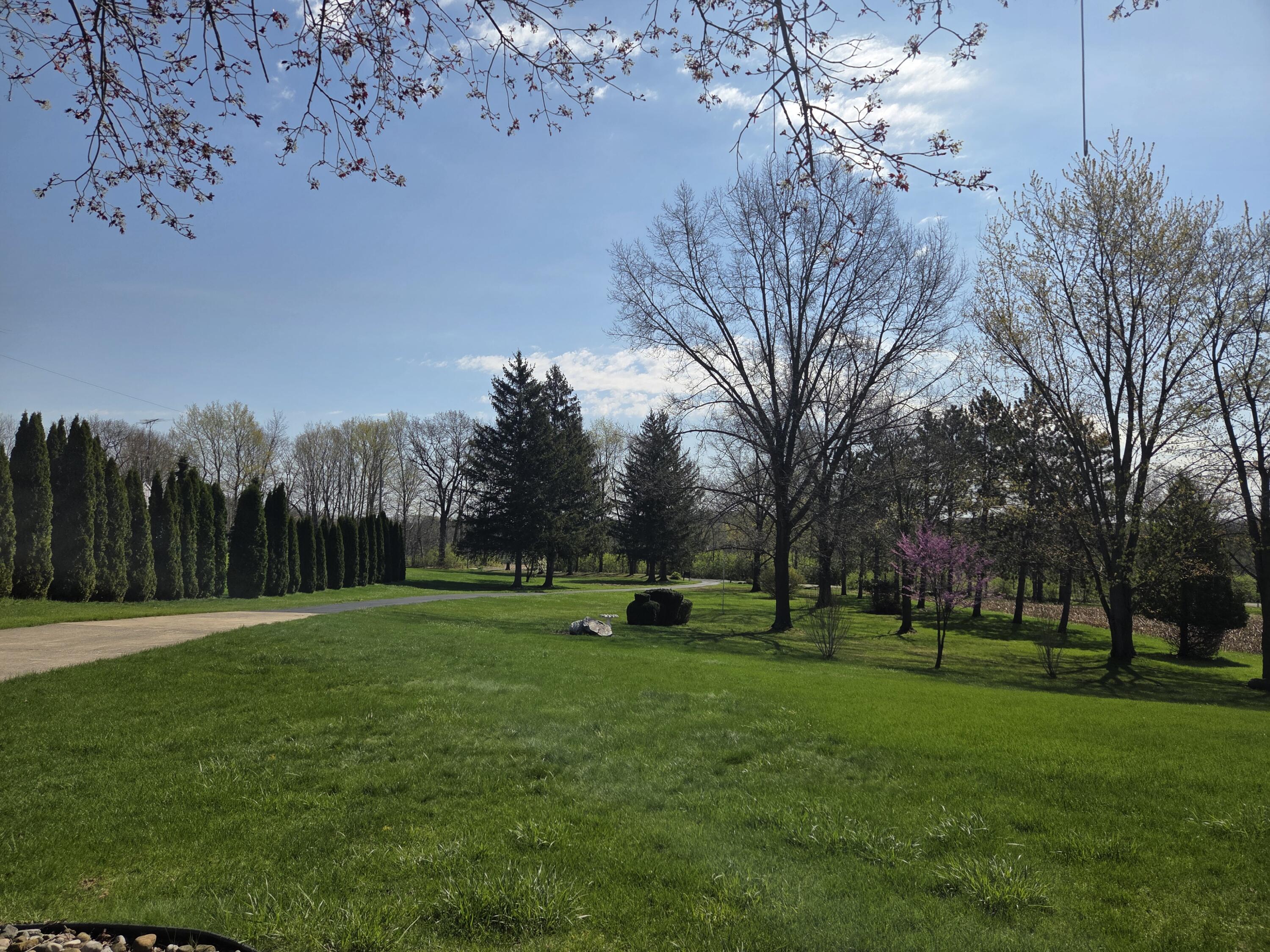 2770 North Dearing Road Parma, MI 49269 - Photo 6 of 73 20260422_112627
