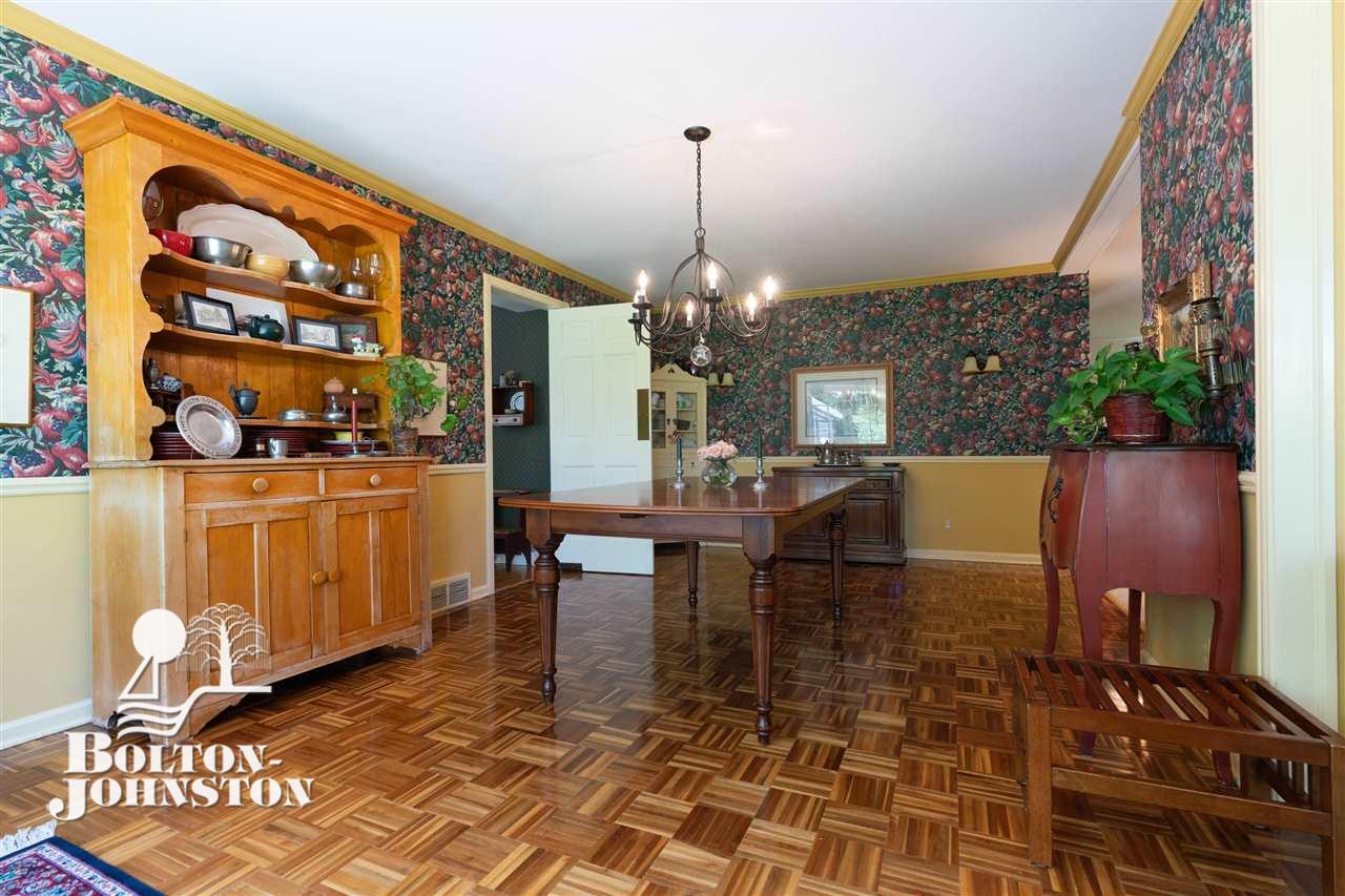 88 Handy Road Grosse Pointe, MI 48236 - Photo 6 of 23 50014766-5.JPG