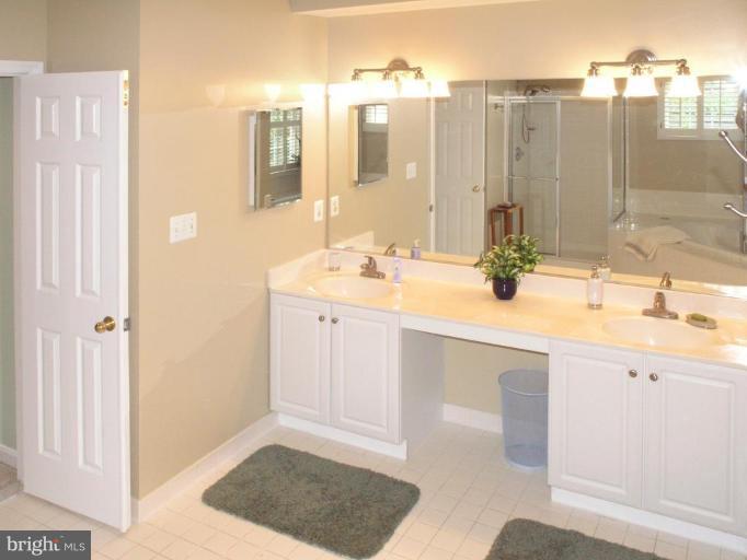 1114 Northwind Drive Reston, VA 20194 - Photo 12 of 30 Master Bath #2